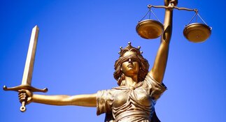 OM eist vier jaar cel voor steken fan na Telstar - De Graafschap