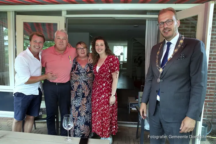 Koninklijke Onderscheiding voor de heer M.C.L. Hazersloot