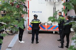 Peter R. de Vries neergeschoten op Lange Leidsedwarsstraat, verdachte voortvluchtig