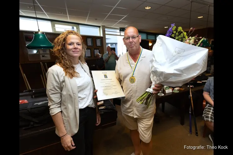 René Dericks ontvangt Doetinchemse Sportmedaille