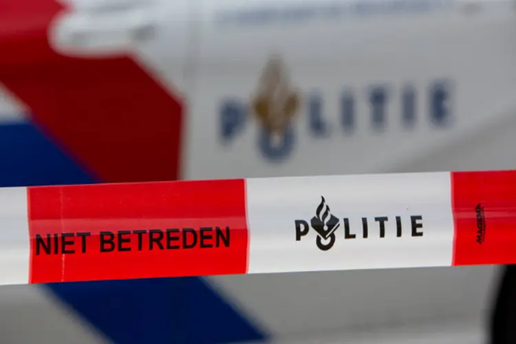 Auto vliegt in brand bij eenzijdig ongeluk in Gaanderen